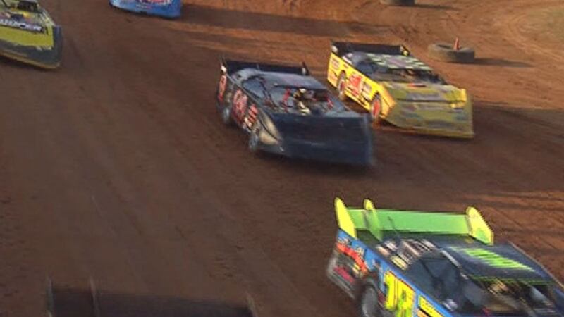 Albany race car fans can head back out to the track for the speedway's new season. (Source: WALB)